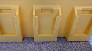 Soporte Porta 6 Baterías DeWALT 18V