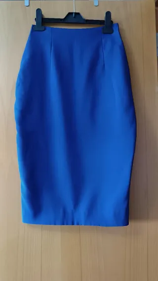 Lote 3 faldas florales talla S a 2€ cada una