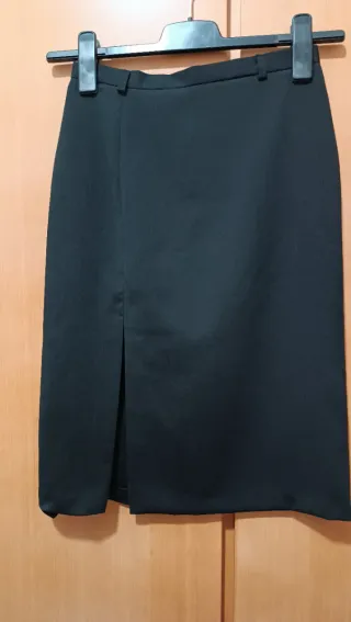 Lote 3 faldas florales talla S a 2€ cada una