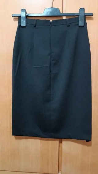 Lote 3 faldas florales talla S a 2€ cada una