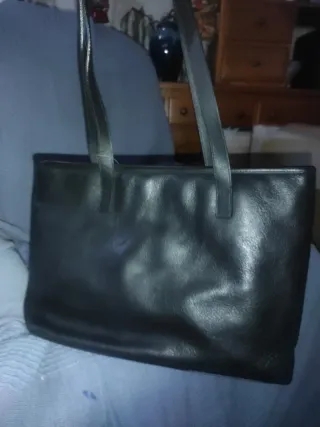 Bolso Negro Guy Laroche