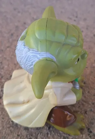 Figura Yoda Burger King