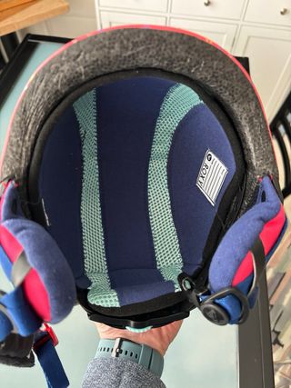 Casco Roxy esquí niña rosa estampado