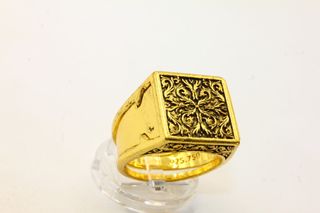 Splendido anello cassetto segreto