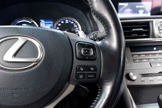 Lexus IS IS SEDAN 2.5 300H EXECUTIVE