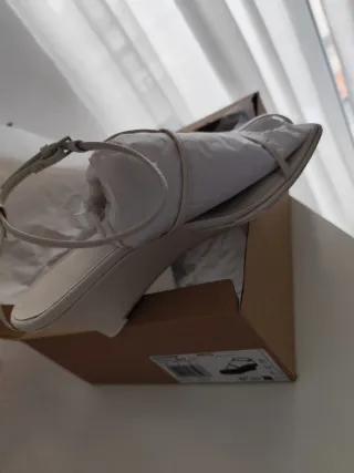 Sandalias Mango Piel Beige Talla 39 Nuevas