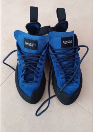 Zapatillas de escalada (pies de gato)