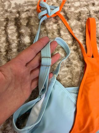 Top bikini assimétrico S