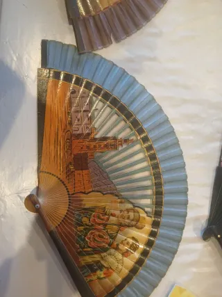 7 Antichi ventagli decorati