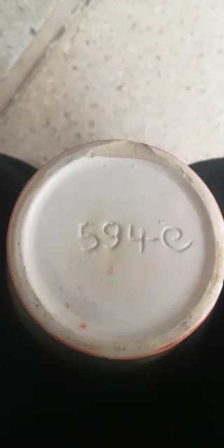 Jarrón antiguo de porcelana