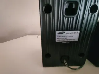 Altavoces Samsung Negros