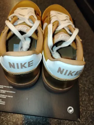 Scarpe Nike Field General Donna Oro Bianco