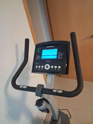 Bicicleta Estática Life Fitness