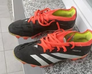 Scarpe Adidas Predator Calcio