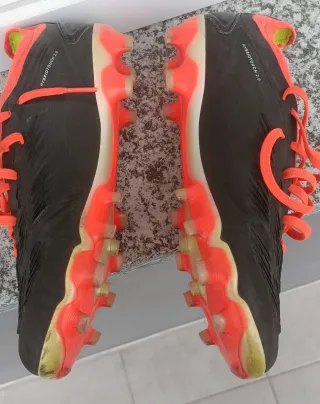 Scarpe Adidas Predator Calcio
