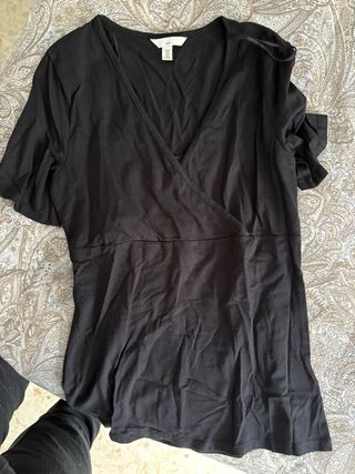 Camiseta premamá H&M negra talla M
