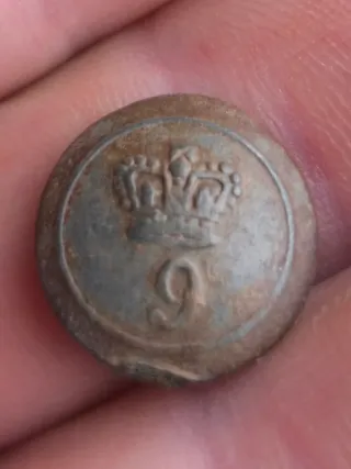 Botón Inglés Guerra Independencia Corona 9