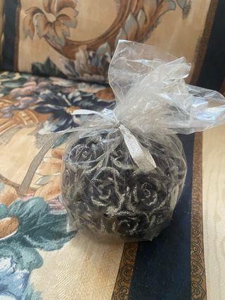 Vela Decorativa Negra con Purpurina de Zara .