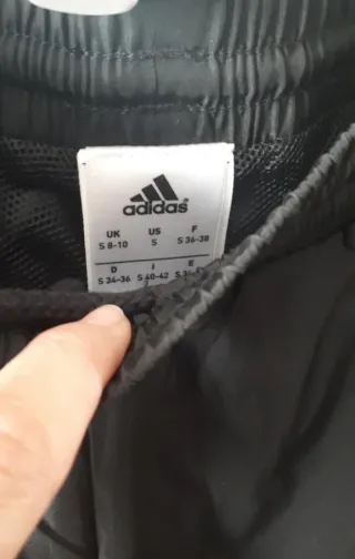 Chándal Adidas Negro y Dorado