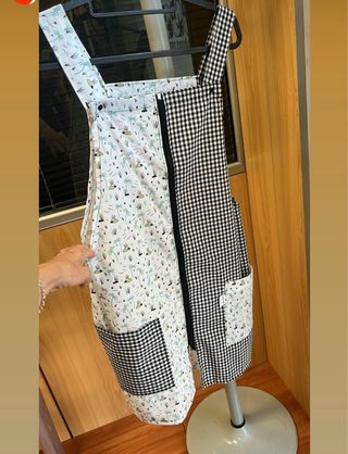 Bata profesora cremallera palmeras y cuadros