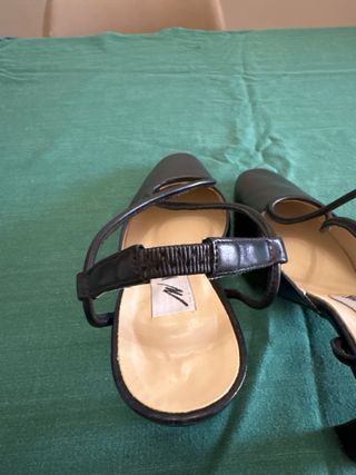 MYRYS Zapatos de tacón negros vintage