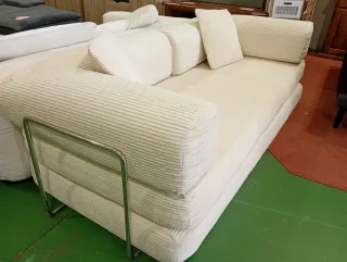 SOFA NUEVO MODERNO