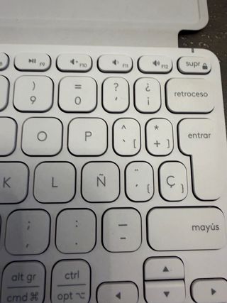 Teclado Logitech Keys To Go 2 Blanco