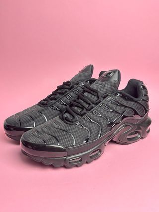 Nike Tn negras talla 42