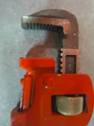 Llave de tubo 350mm / 14'' Roja