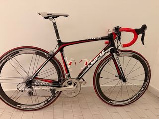 Bicicleta de carretera Trek Madone