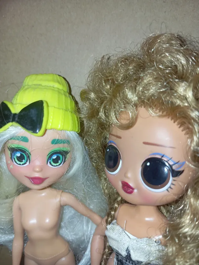 Lote 5 Muñecas Variadas. 20€ todas