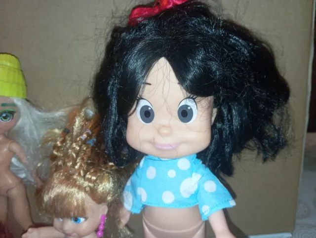 Lote 5 Muñecas Variadas. 20€ todas