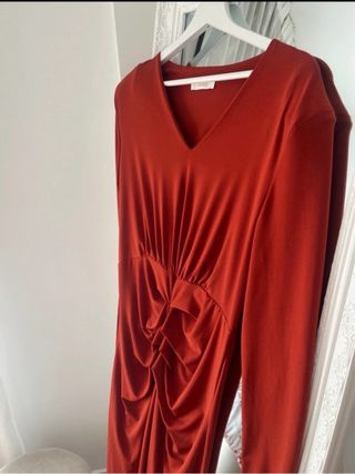 Vestido evento midi terracota