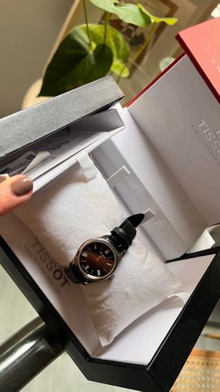 Reloj Tissot Negro y Plateado