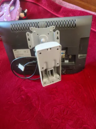 Televisión Samsung Negra 19 pulgadas