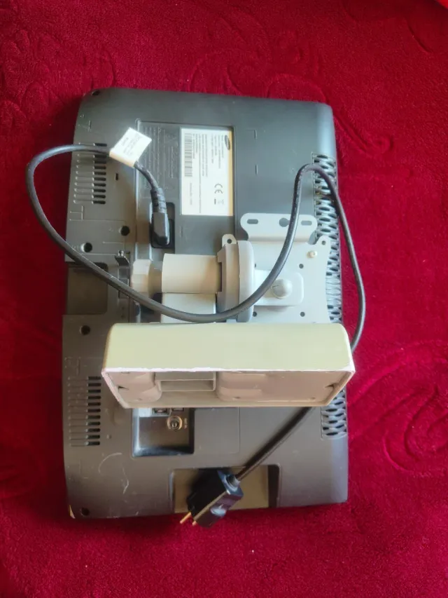 Televisión Samsung Negra 19 pulgadas