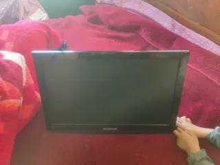 Televisión Samsung Negra 19 pulgadas