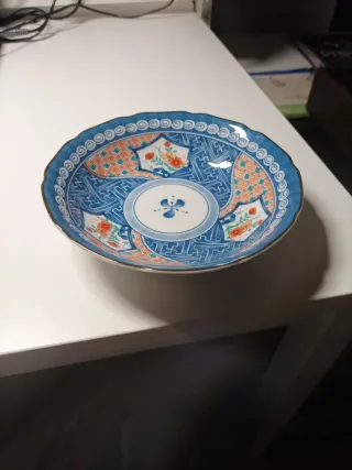 Plato de porcelana japonesa de 16,5 diametro