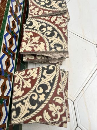 Suelo hidráulico antiguo desmontado 13 m2