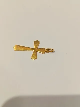 Cruz de oro 18 quilates