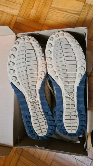 Zapatillas Puma Talla 44 Beige/Blanco