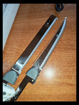 Coltello cucina Elettrico Ricaricabile + Accessor