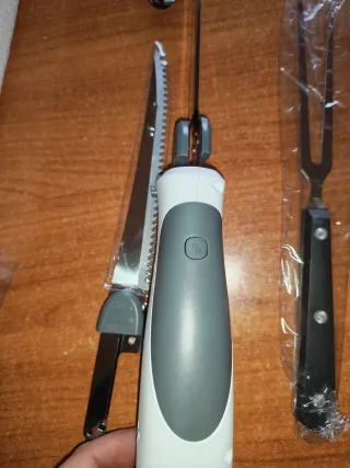 Coltello cucina Elettrico Ricaricabile + Accessor