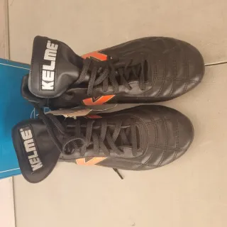 Botas de fútbol Kelme Luis Enrique Talla 40