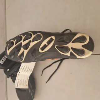 Botas de fútbol Kelme Luis Enrique Talla 40