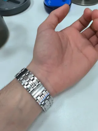 Reloj Titan Azul y Plateado