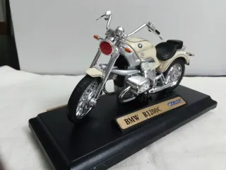 Welly BMW R1200 C Moto Scala 1:18