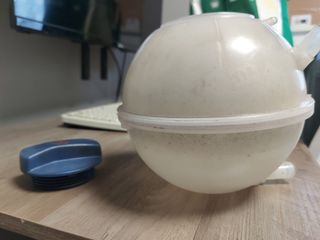 Depósito refrigerante Golf 4 / A3 / Leon + Tapón