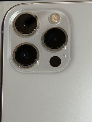 Se vende iPhone 12 Pro Max