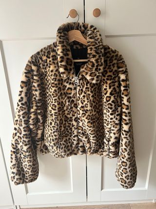 Chaqueta pelo leopardo